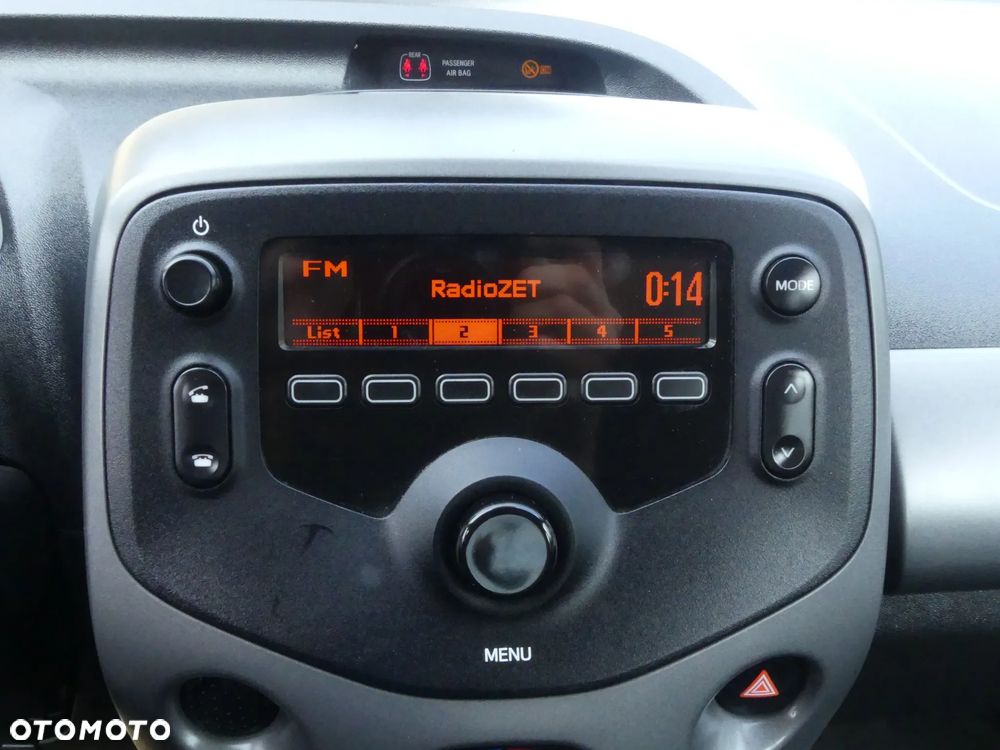 Toyota Aygo x-play - 37