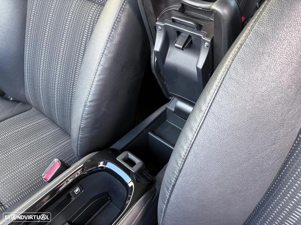 Honda HR-V 1.6 i-DTEC Executive - 33