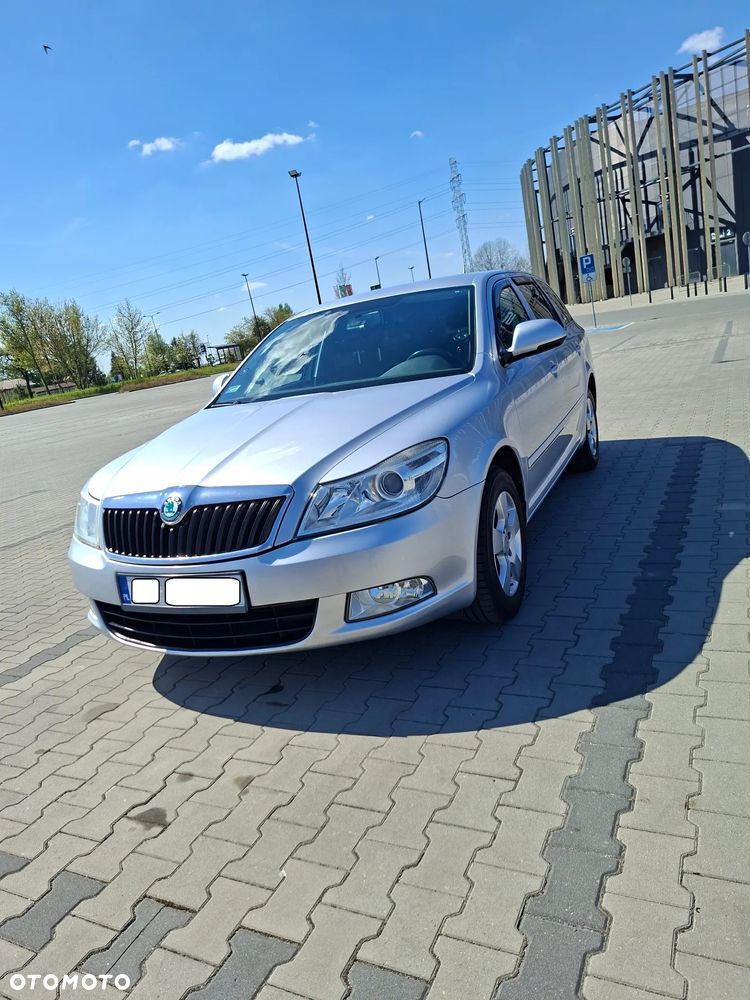 Skoda Octavia 2.0 TDI DPF Elegance - 2