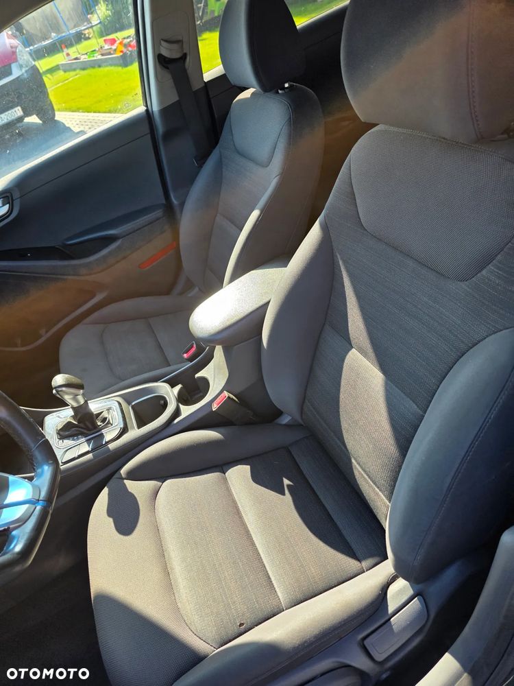 Hyundai IONIQ Hybrid 1.6 GDI Premium - 7