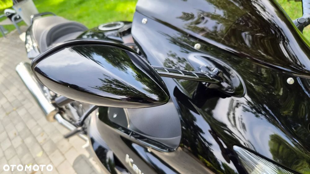 Kawasaki ZZR - 17