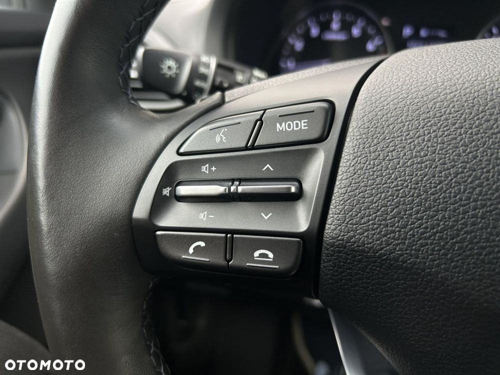 Hyundai i30 - 23