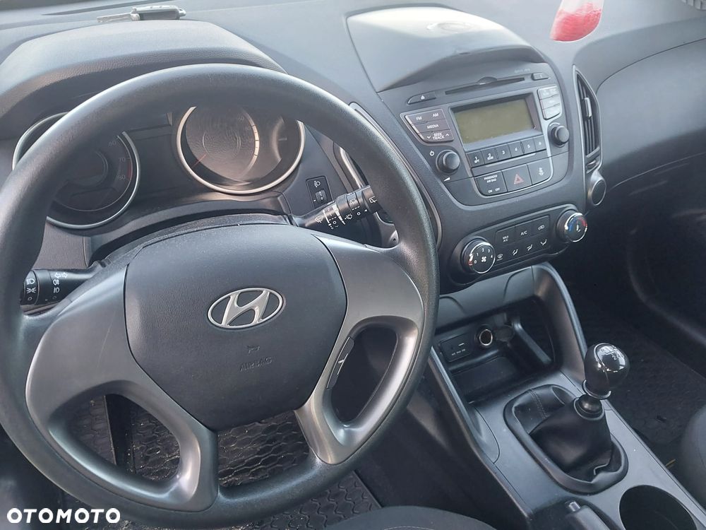 Hyundai ix35 - 11