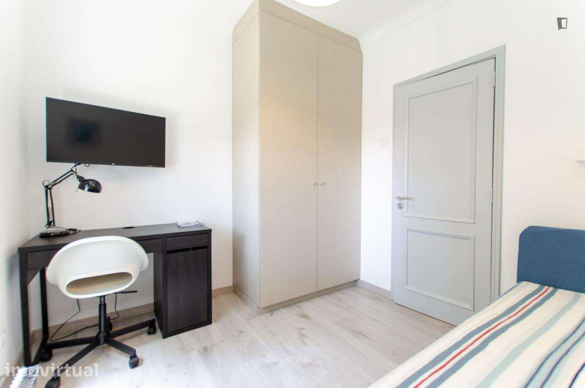 Quarto - localizado em Carcavelos Lisbon - Grande imagem: 2/22