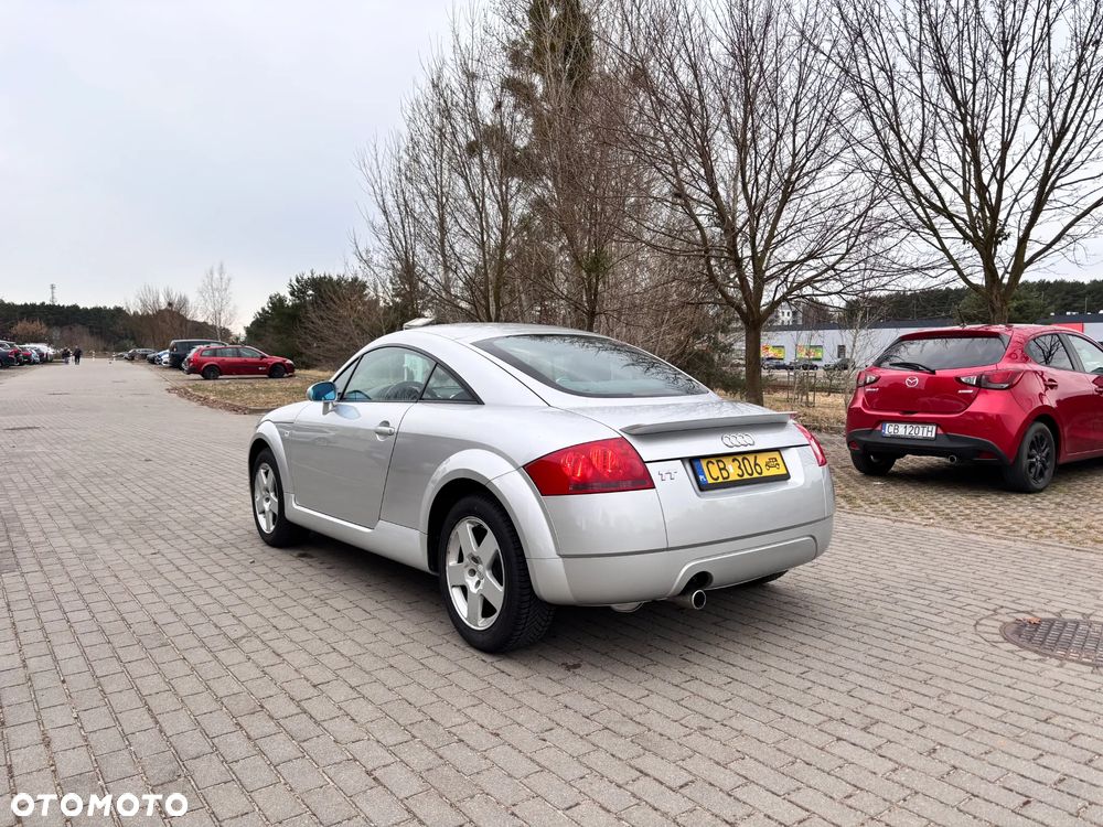 Audi TT Coupé 1.8T - 13