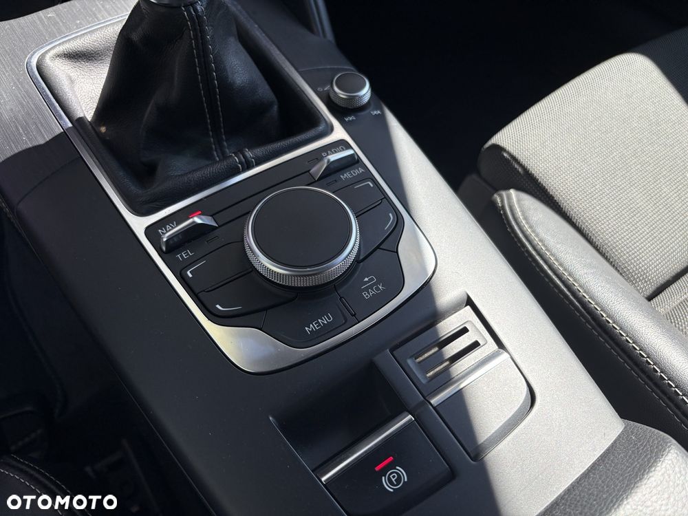 Audi A3 Sportback - 15