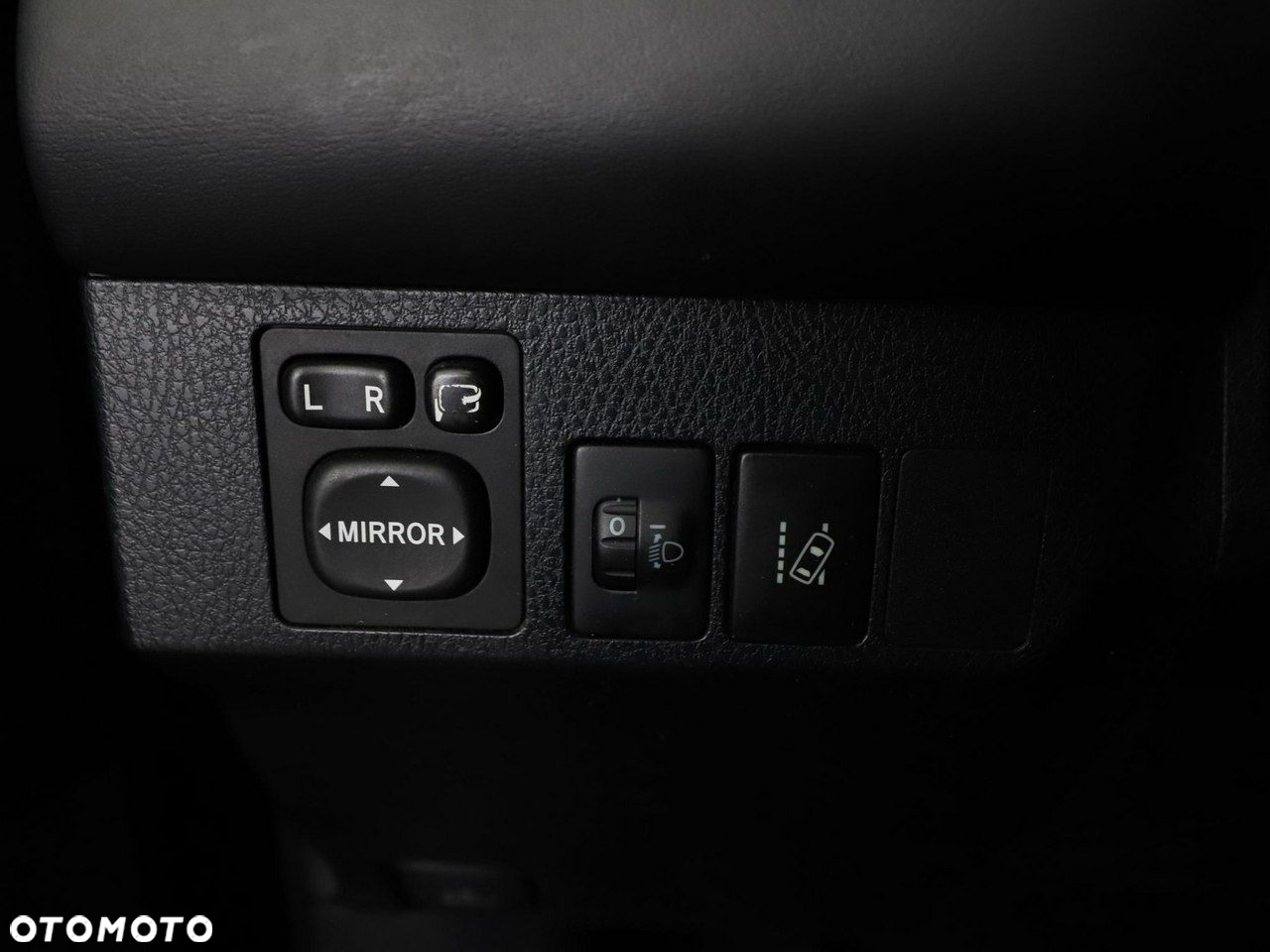 Toyota RAV4 2.0 4x4 Start&Stop CVT Comfort - 34