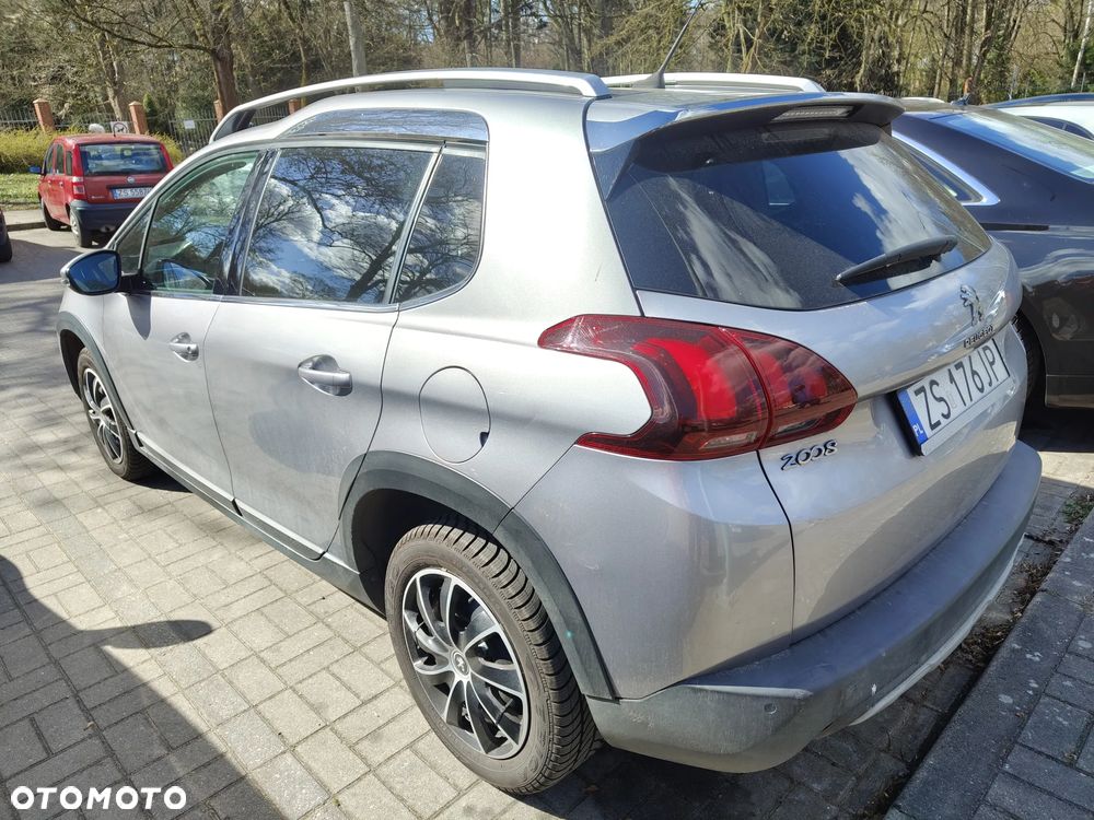 Peugeot 2008 1.2 Pure Tech Allure S&S EAT6 - 6