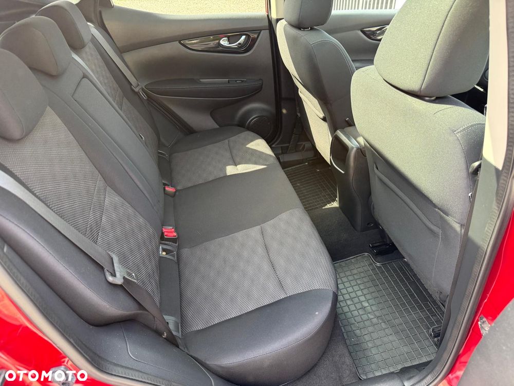 Nissan Qashqai 1.6 DIG-T N-Connecta - 14