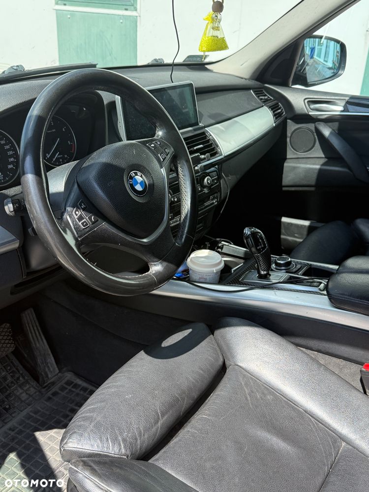 BMW X5 - 6