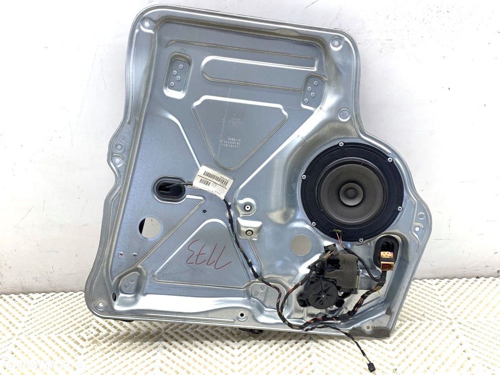 PODNOŚNIK SZYBY PRAWY PRZÓD  VW TRANSPORTER V Autobus (7HB, 7HJ, 7EB, 7EJ) 2003 - 2015 1.9 TDI 75 - 1