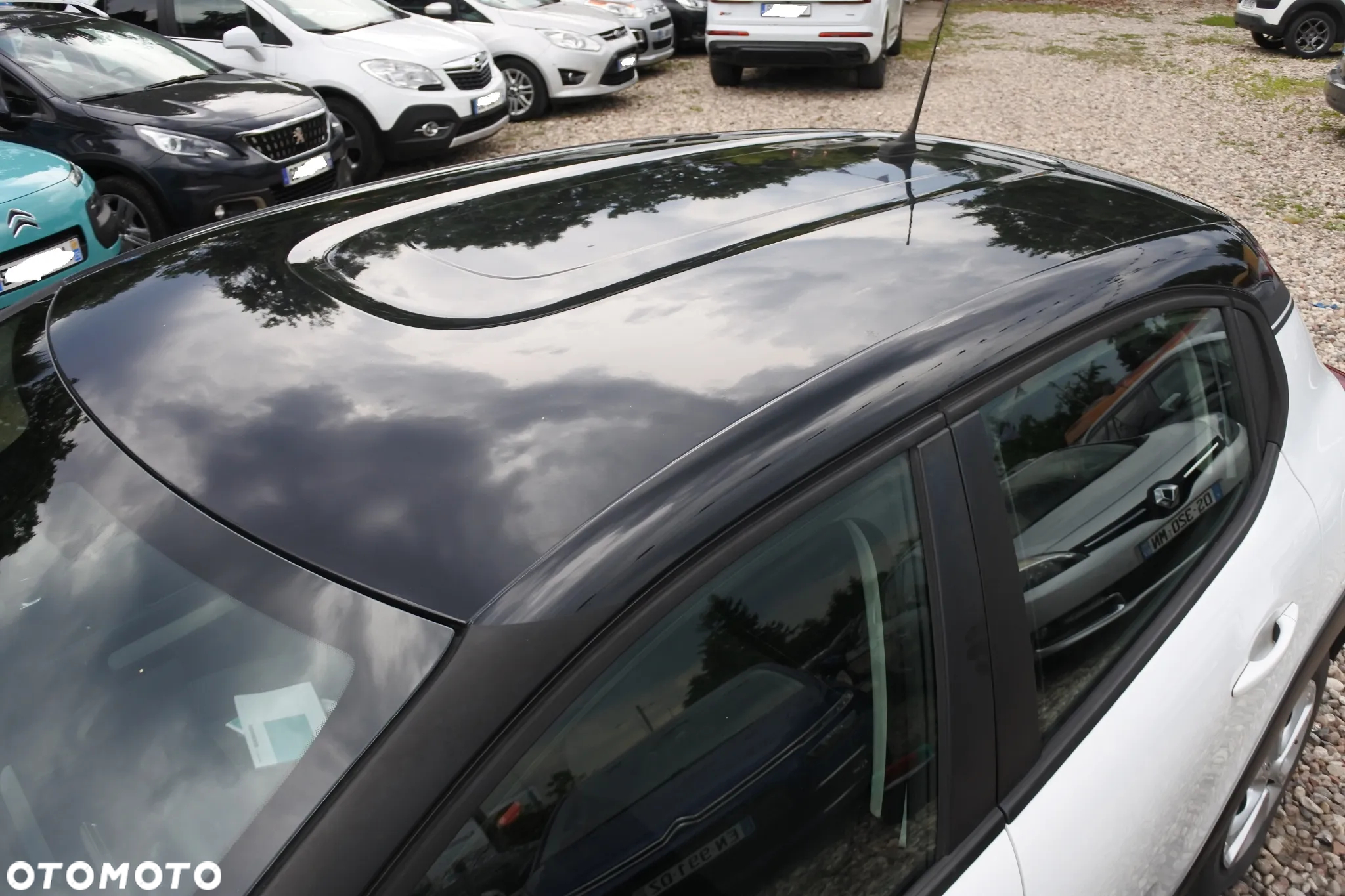 Citroën C3 1.2 PureTech Shine - 23