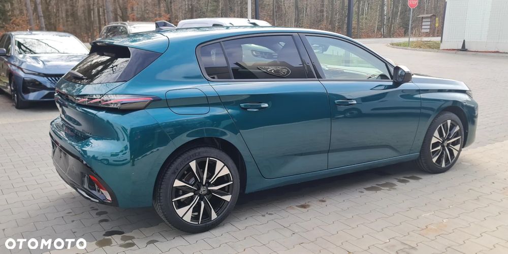 Peugeot 308 1.2 mHEV Allure S&S e-DCS6 - 13