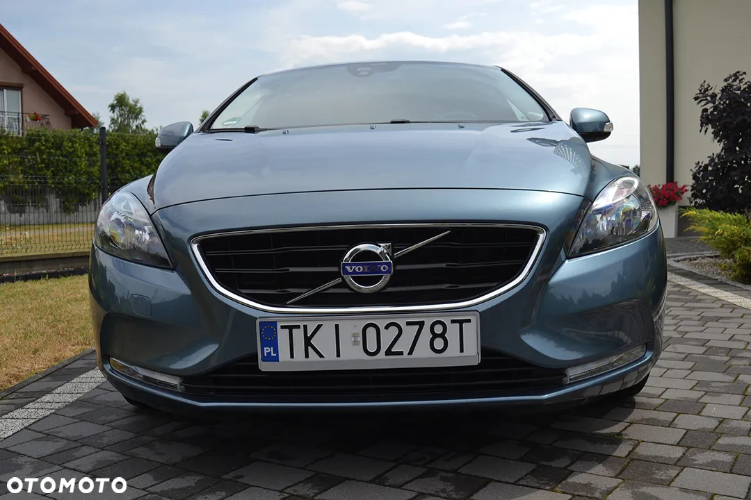 Volvo V40 T3 - 18
