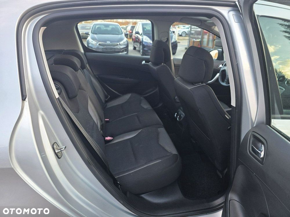 Peugeot 308 HDi FAP 110 Platinum - 25