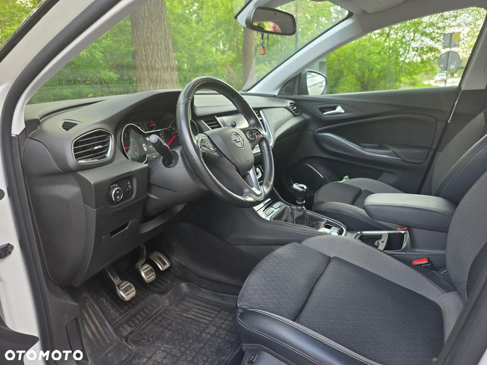 Opel Grandland X - 14