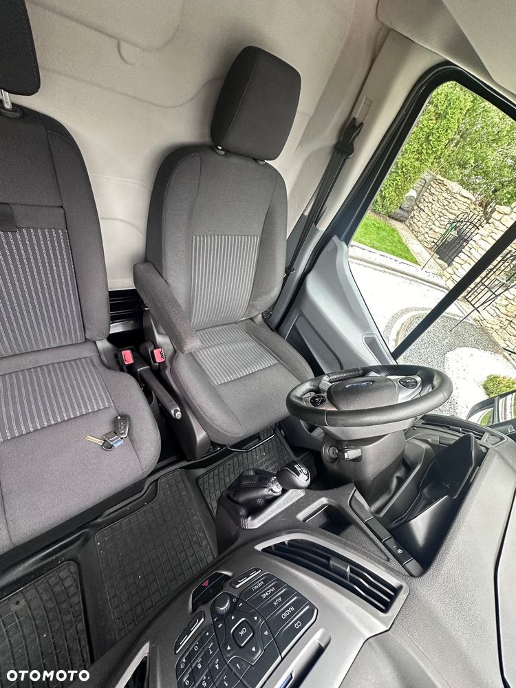 Ford Transit - 9