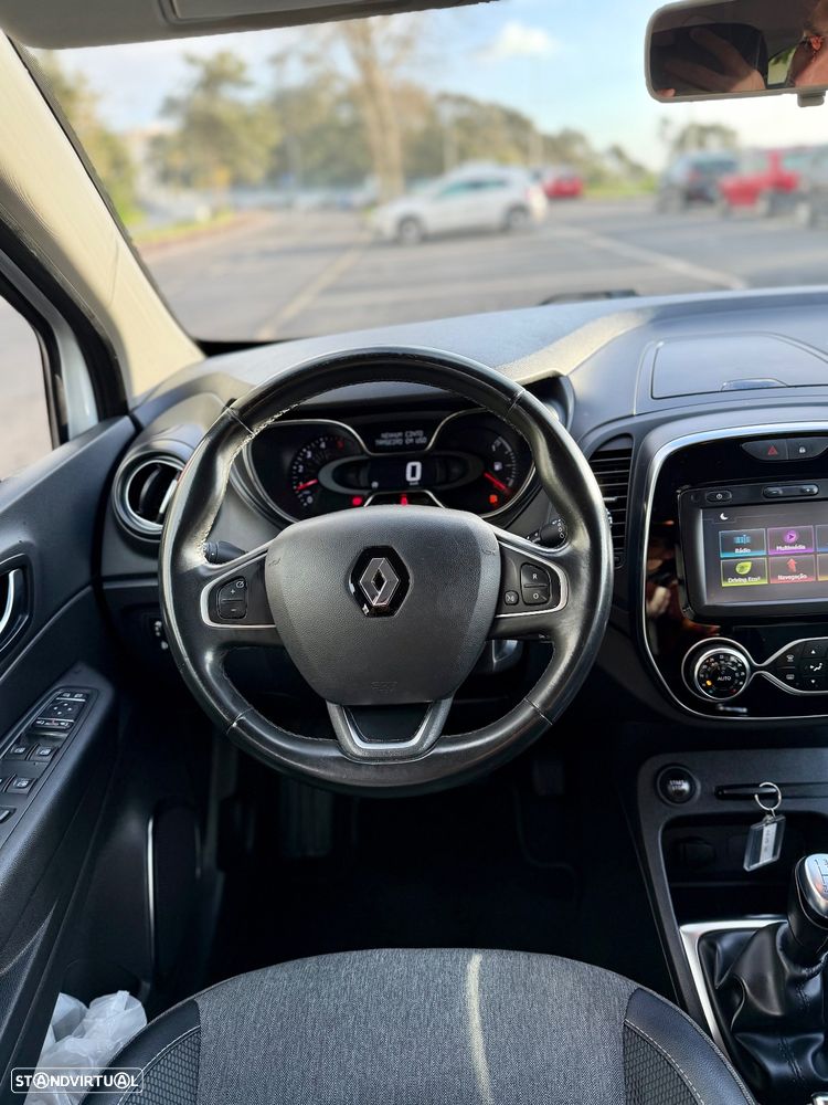 Renault Captur 1.5 dCi Exclusive - 16