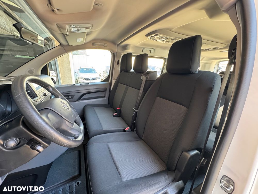 Opel Vivaro Lang Flexcab - 11