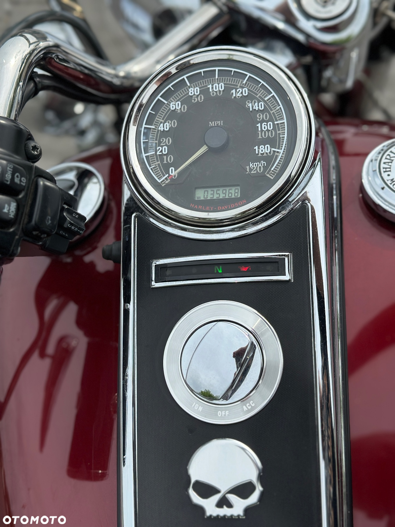 Harley-Davidson Touring Road King - 11