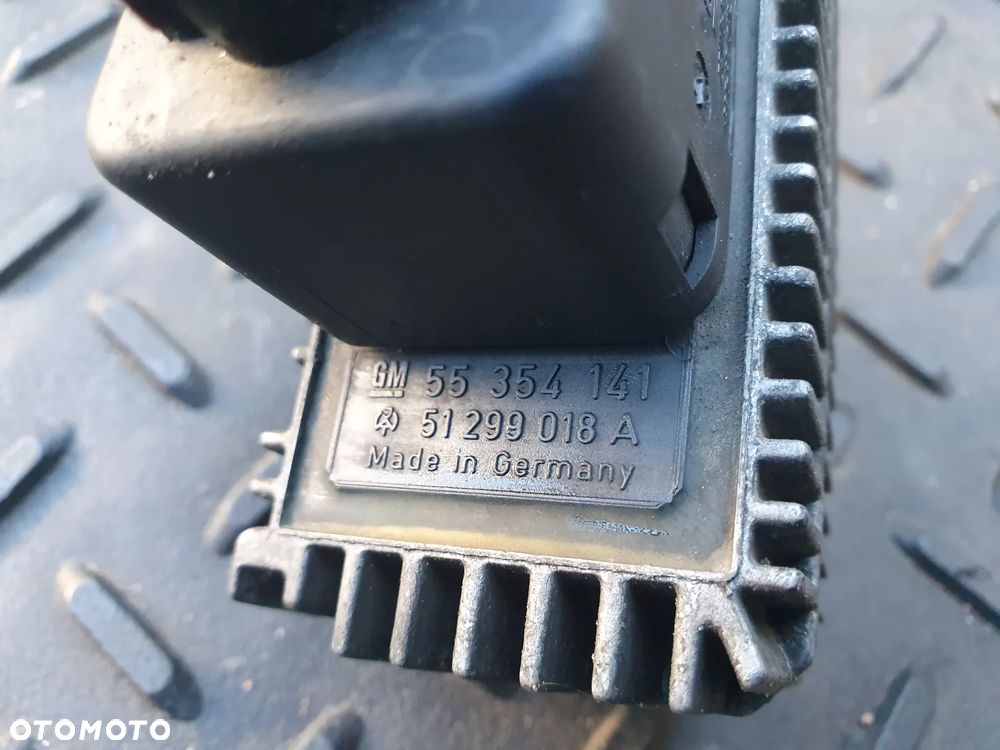 OPEL ASTRA H III VECTRA C PRZEKAŹNIK ŚWIEC ŻAROWYCH 55354141 POSIADAM 5 SZT - 11