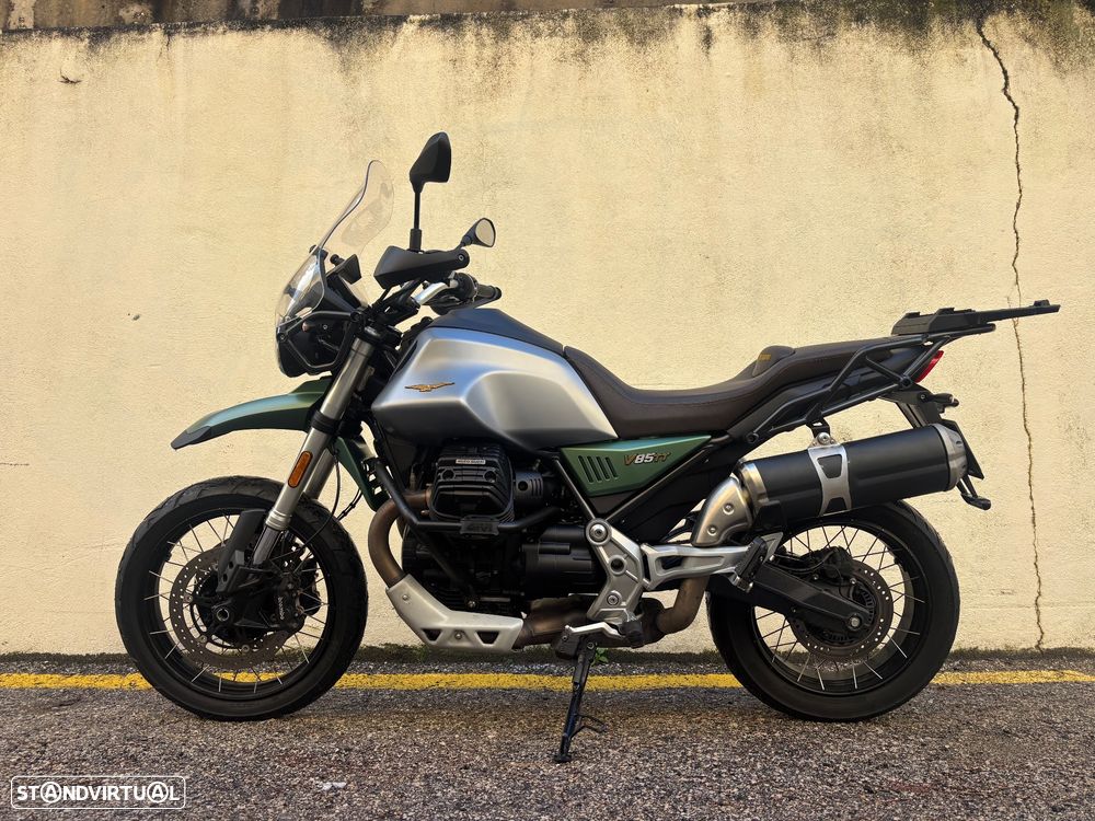 Moto Guzzi V85 TT Centenário - 15