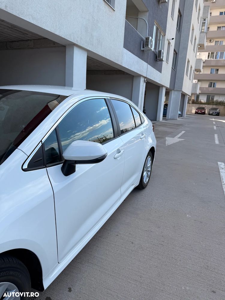 Toyota Corolla 1.8 HEV Business - 2