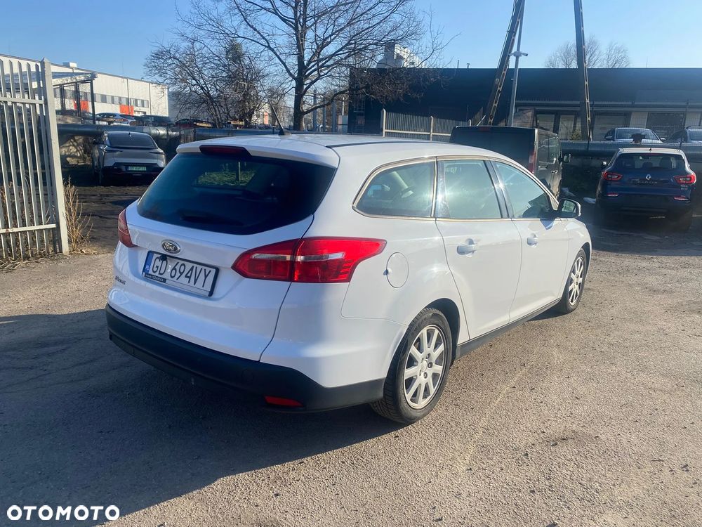 Ford Focus 1.5 TDCi Trend - 4