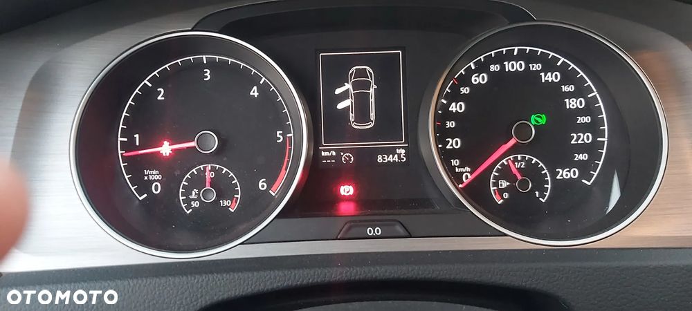 Volkswagen Golf - 22