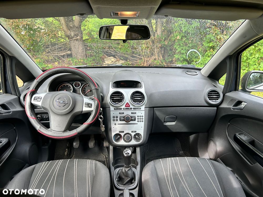 Opel Corsa - 12
