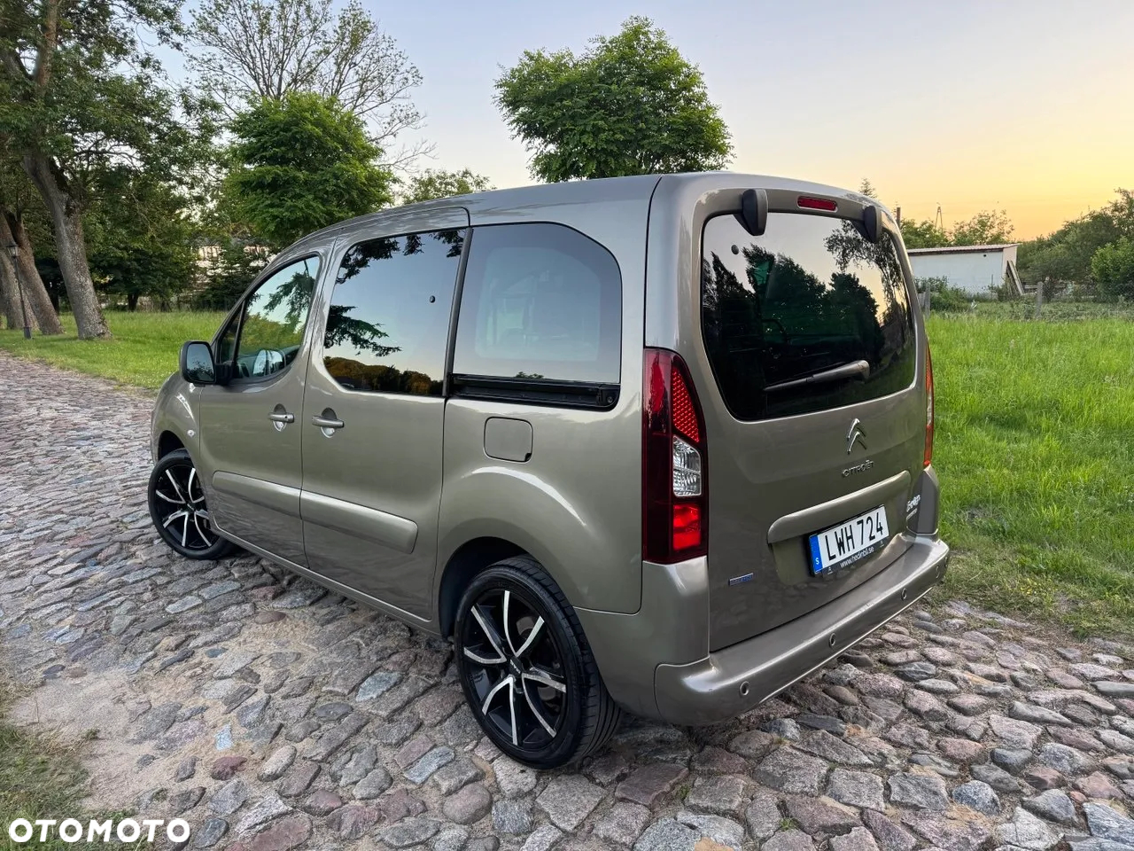 Citroën Berlingo Multispace BlueHDi 100 S&S ETG6 SHINE - 4