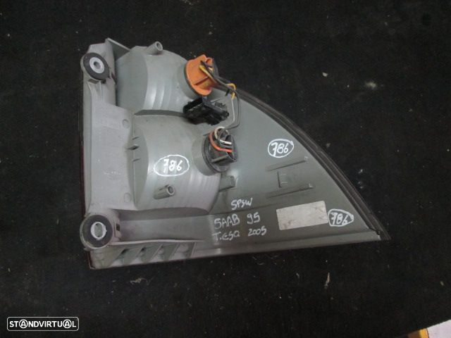 Farol Tras REF0786 SAAB 95 2005 5P SW ESQ HELLA - 2