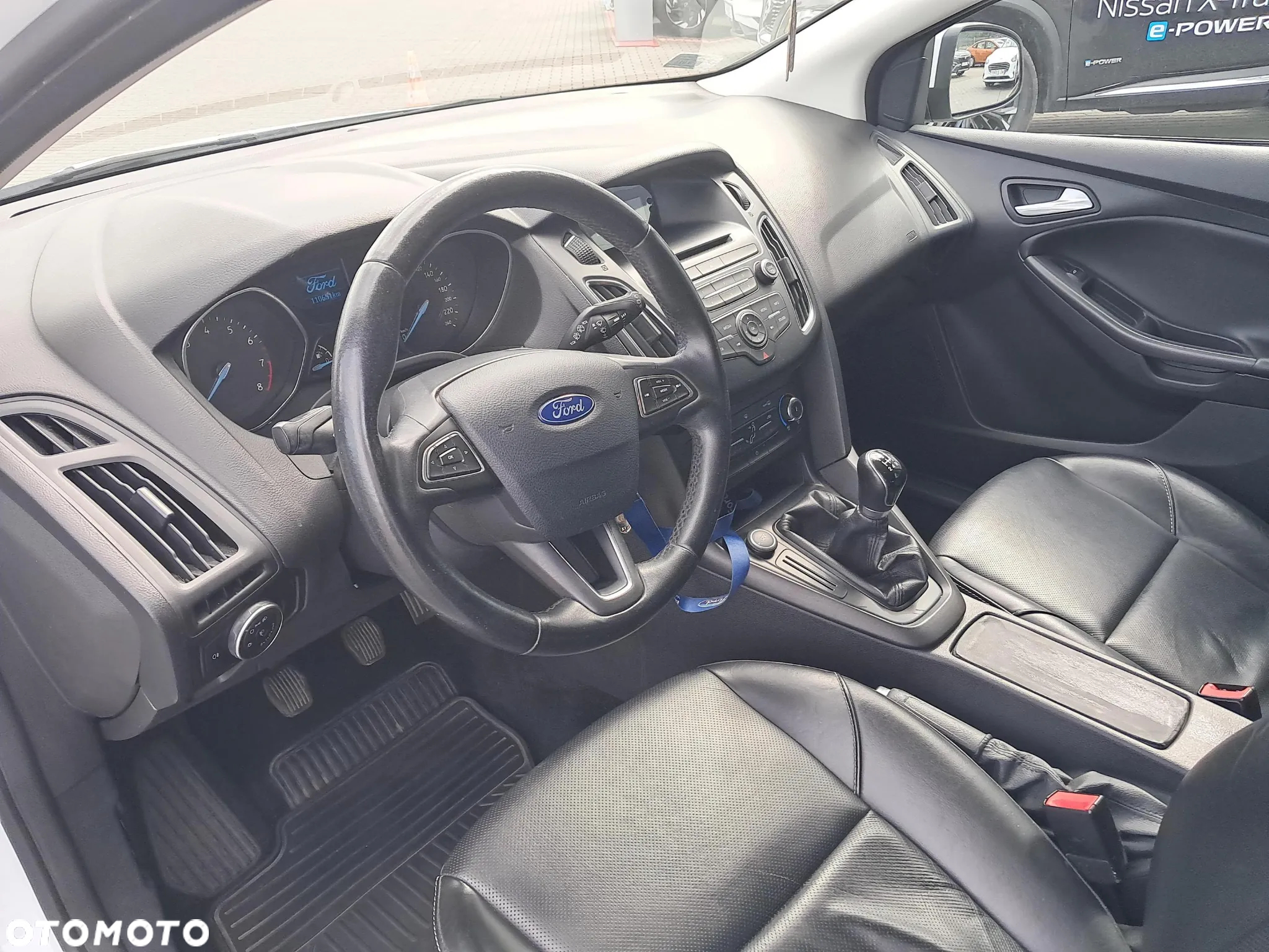 Ford Focus 1.6 Trend - 9