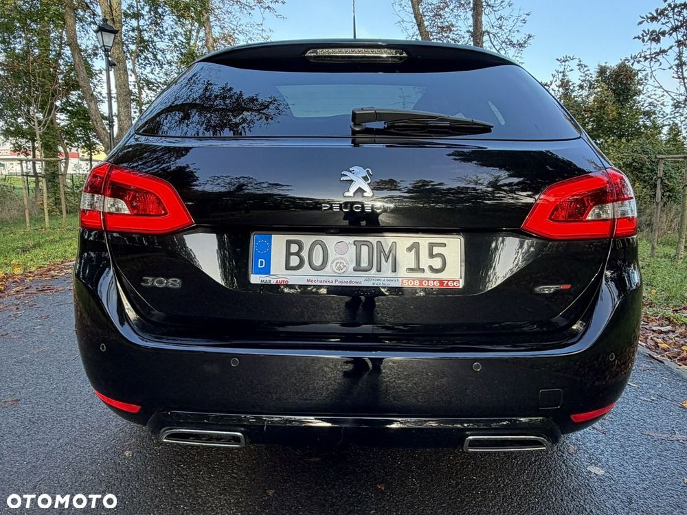 Peugeot 308 - 8