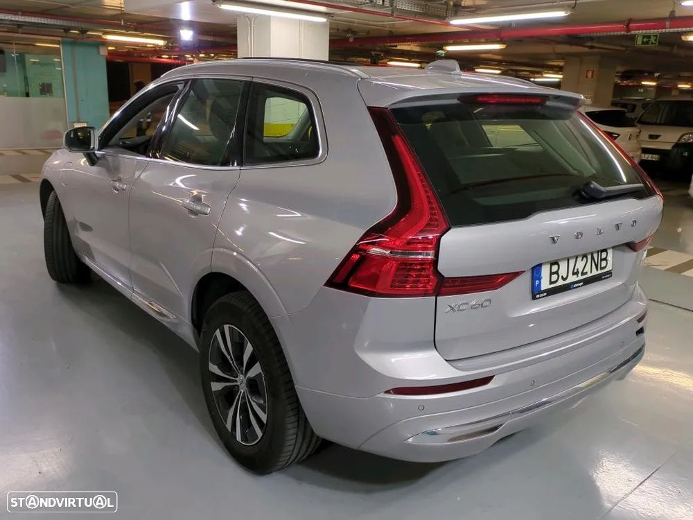 Volvo XC 60 2.0 T6 PHEV Core AWD - 2