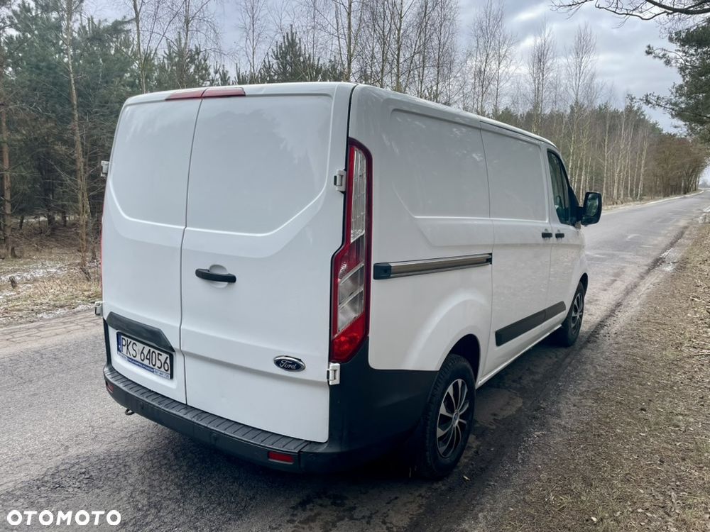 Ford TRANSIT CUSTOM - 5
