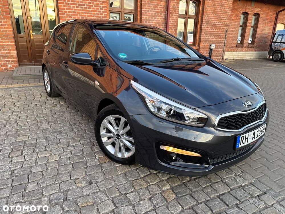Kia Ceed 1.6 GDI Vision - 7