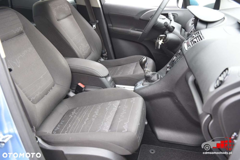 Opel Meriva - 19