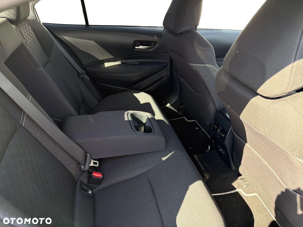 Toyota Corolla 1.8 Hybrid Style - 11