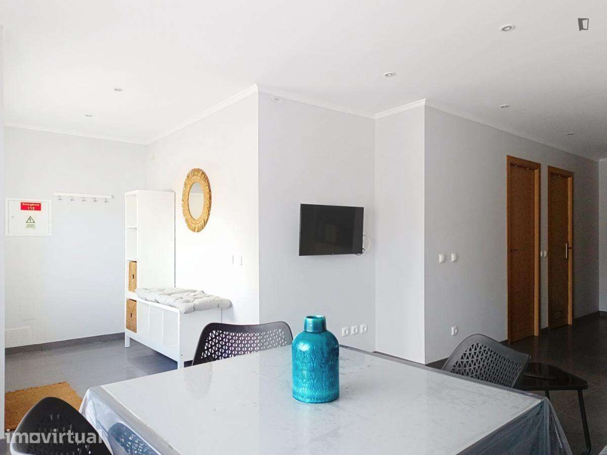 Apartamento com 2 quartos - localizado em Carvoeiro - Grande imagem: 5/12