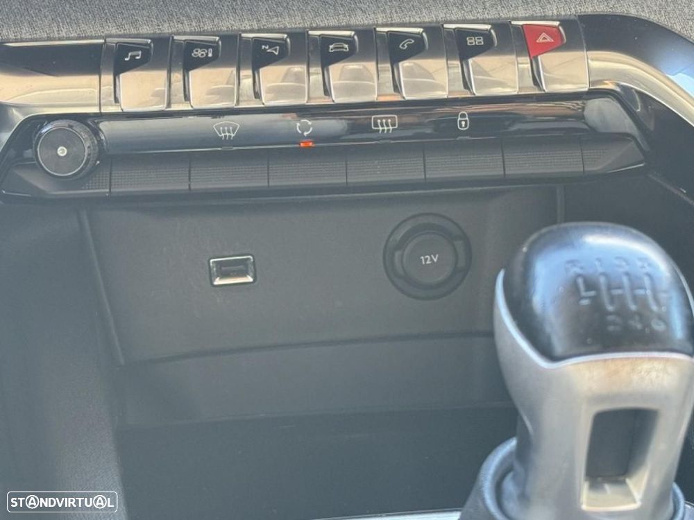 Peugeot 3008 1.5 BlueHDi Allure Pack - 21