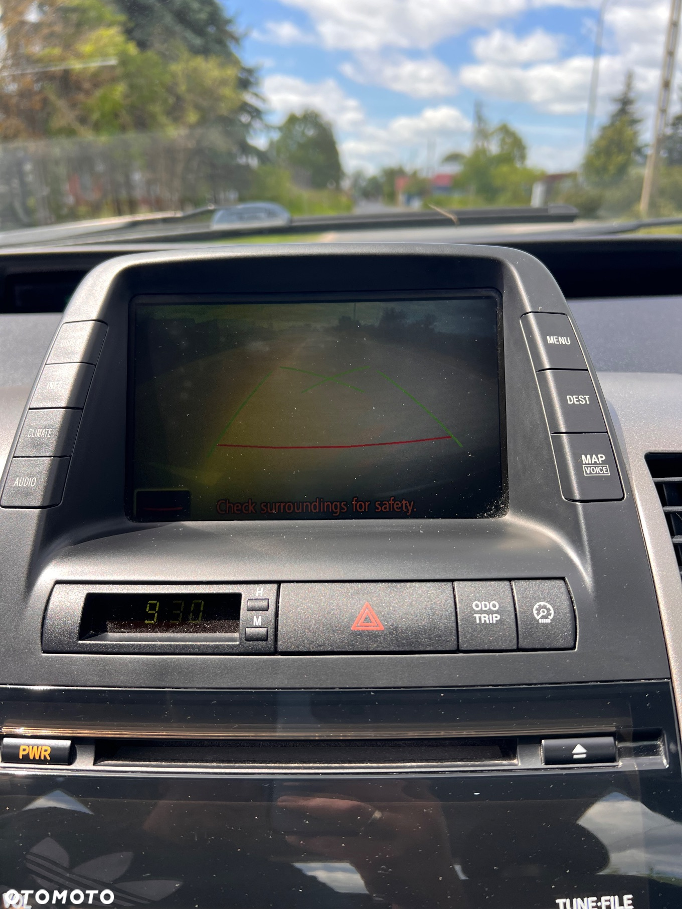 Toyota Prius (Hybrid) Executive - 20