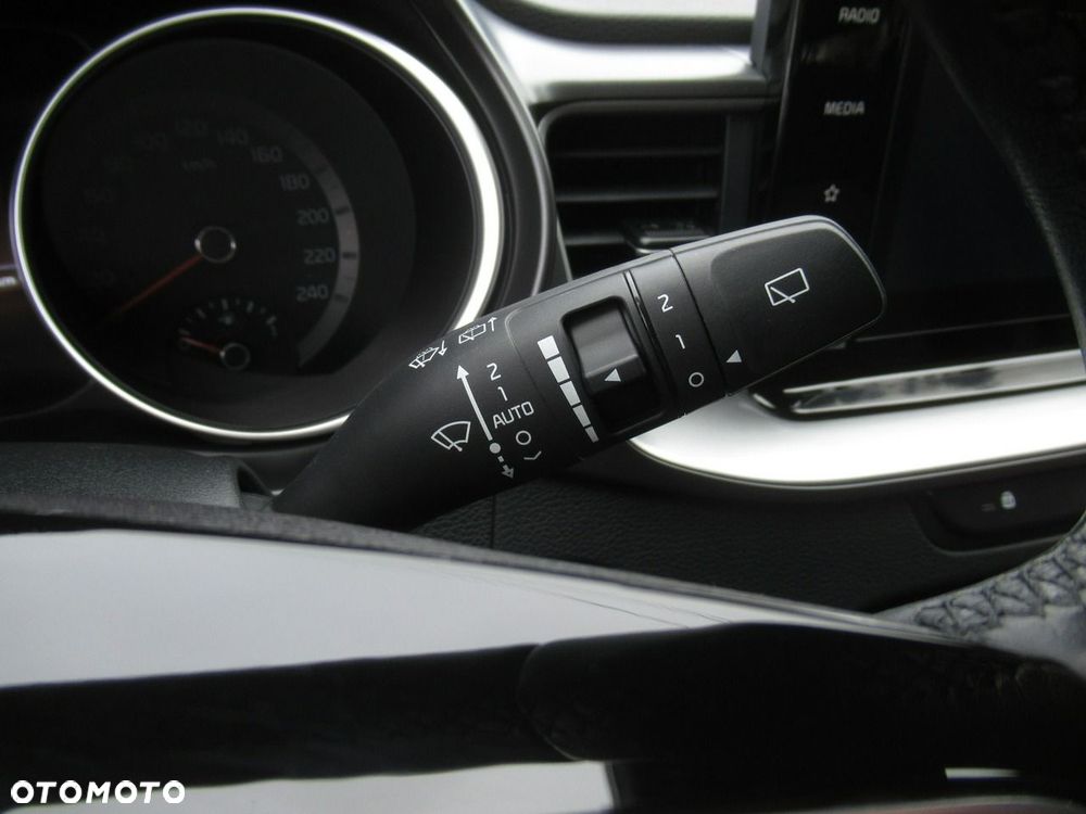 Kia Ceed 1.5 T-GDI M - 15