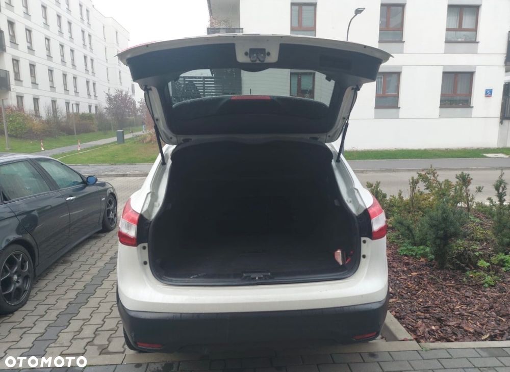 Nissan Qashqai 1.6 dCi 4x4 Tekna - 7