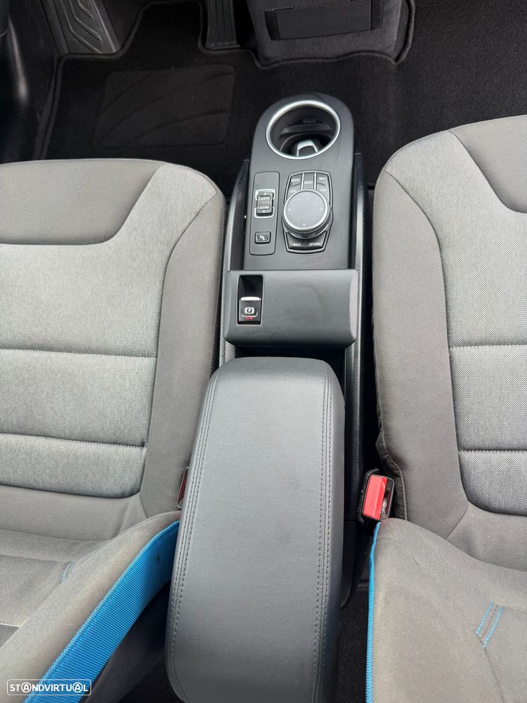 BMW i3 (120 Ah) - 30