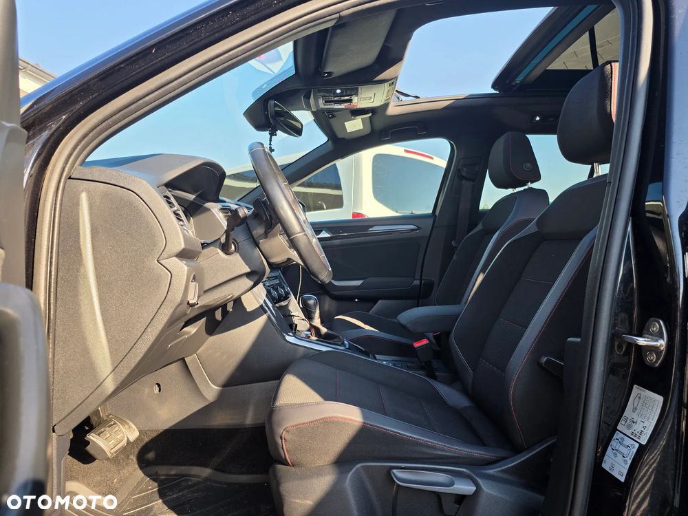 Volkswagen T-Roc - 17