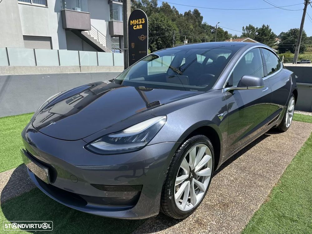 Tesla Model 3 Standard Range Plus RWD - 4