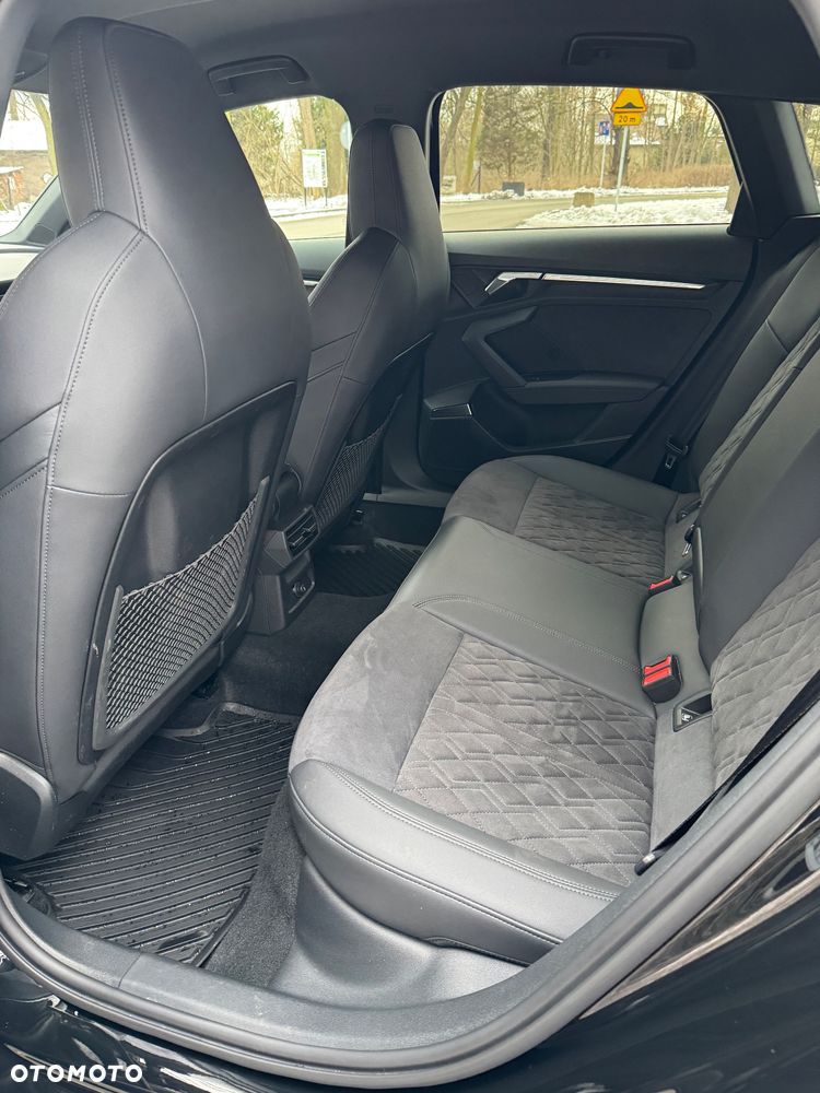 Audi RS3 Sportback - 4