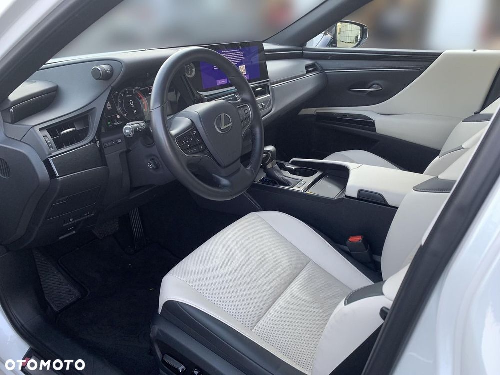 Lexus ES 300h Business Edition - 14