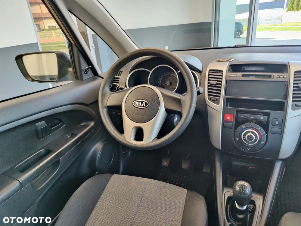 Kia Venga 1.4 S - 12